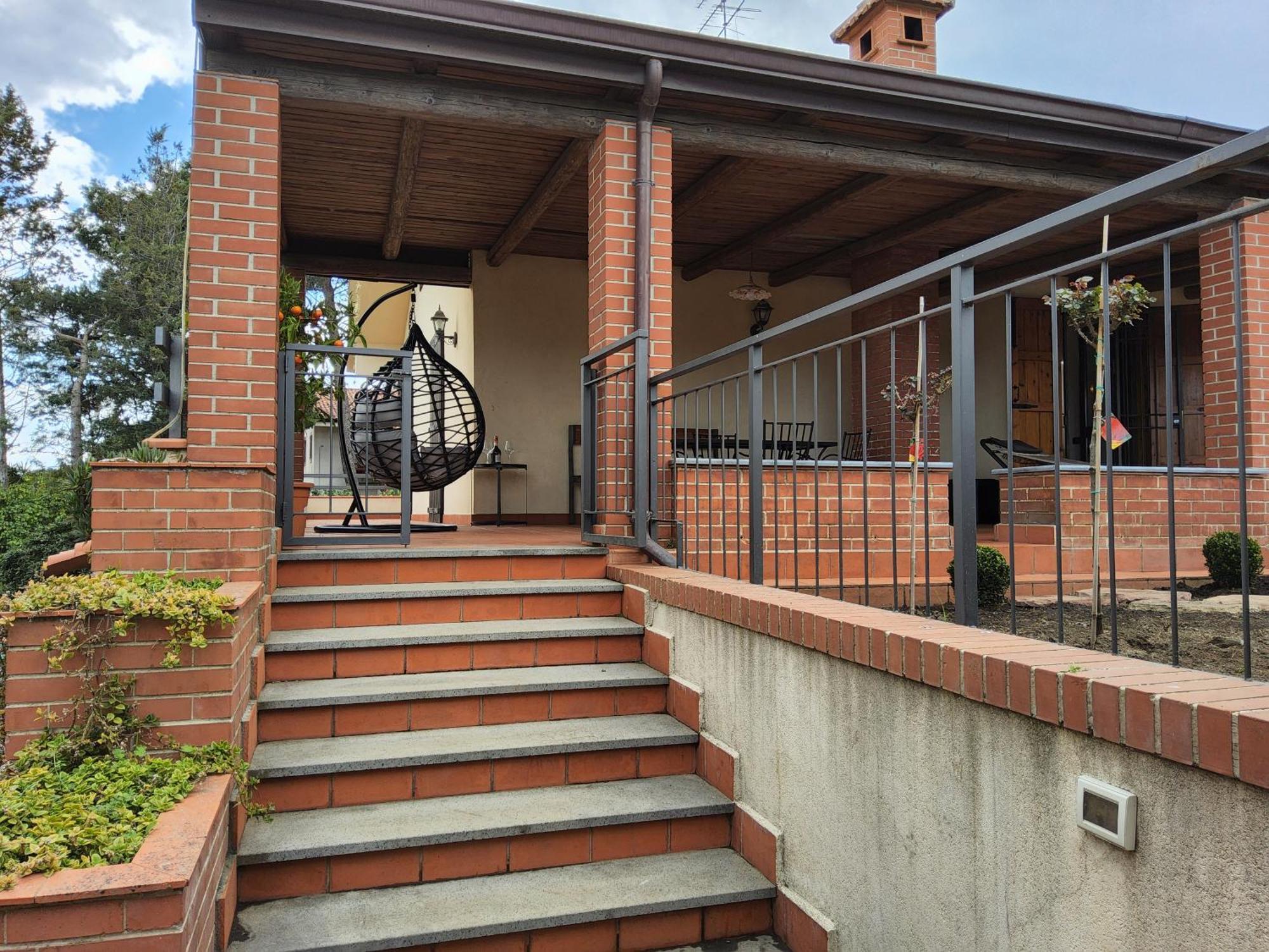 Villa Con Piscina Villa Scott Del Bernese นีโกโลซี ภายนอก รูปภาพ